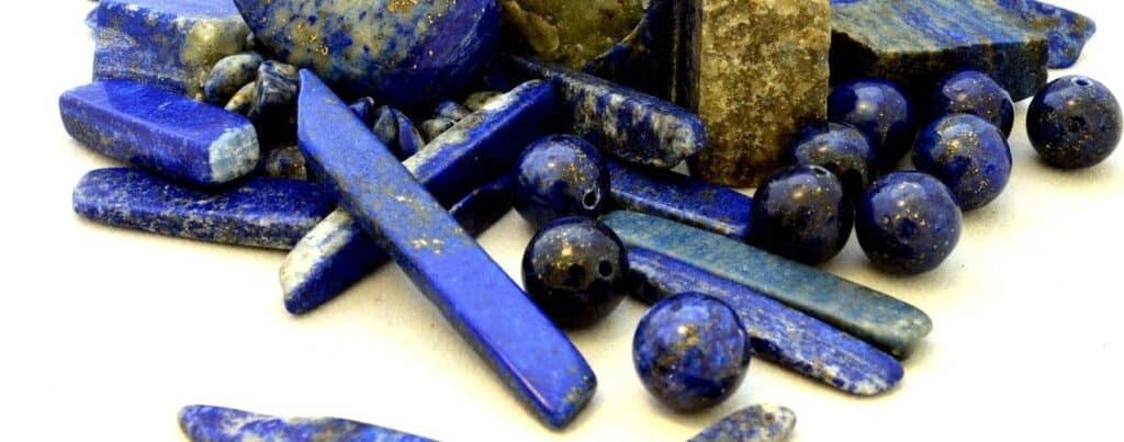 lapis lazuli lithothérapie