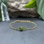 bracelet uniperle porté or jade verte