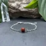 bracelet uniperle porté argent jaspe rouge