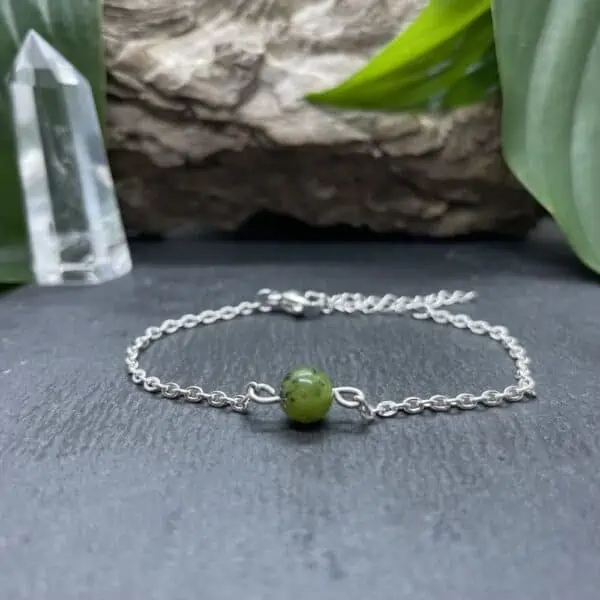 bracelet uniperle porté argent jade verte